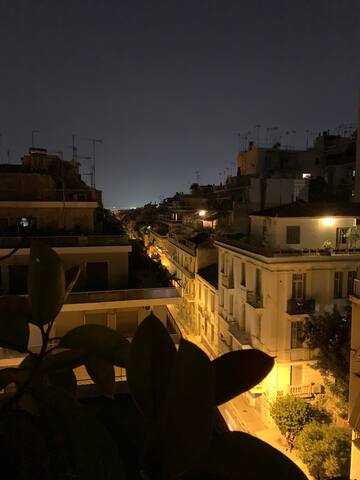 Lycabettus view Vintage penthouse flat in Exarchia gallery image 2