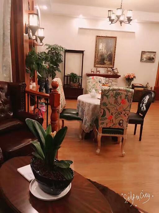 梦露餐桌