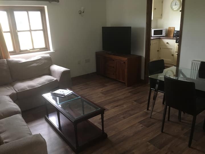 North Wiltshire  Country Holiday Cottage - Wiltshire