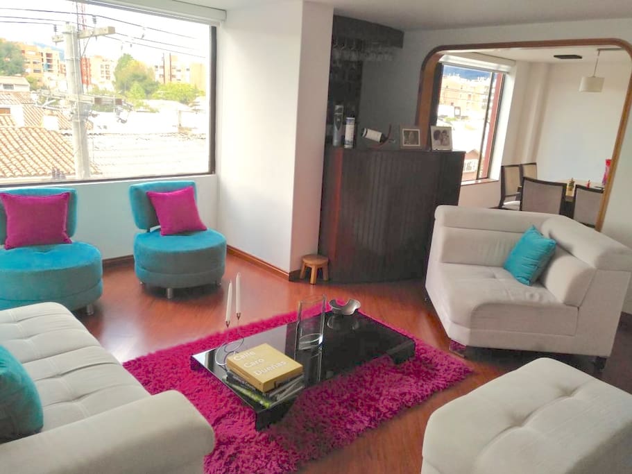 Main Living + Bar