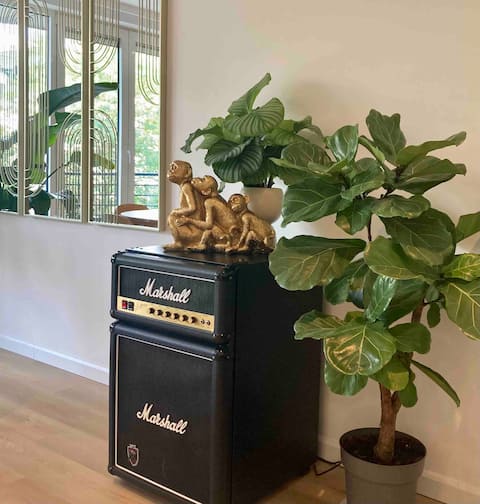 Successful Airbnb property: Stylish flat (90m2) in a central & great location in Saint Josse Ten Noode Sint Joost Ten Node