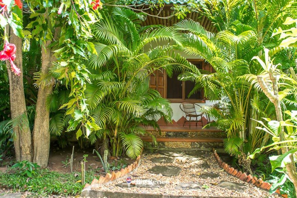 bungalow avec 1 grand lit 180cmx200cm