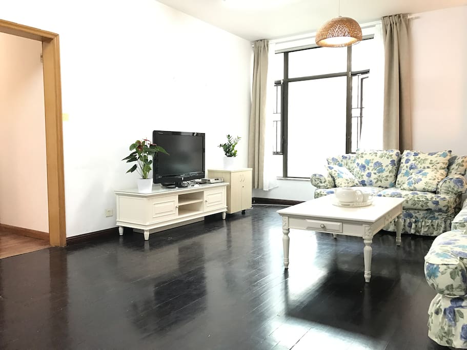living room
客厅