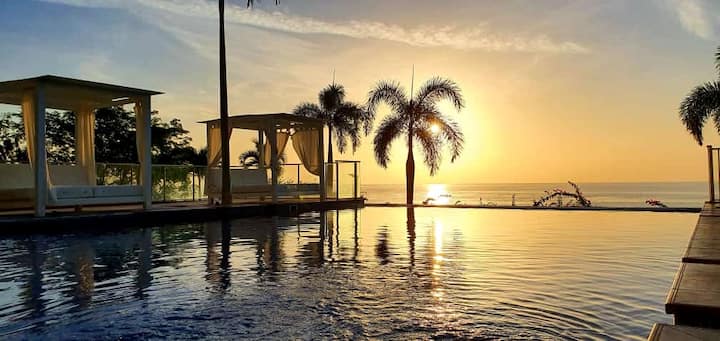 Beach Front Condo - El Palmar San Carlos - Panamá