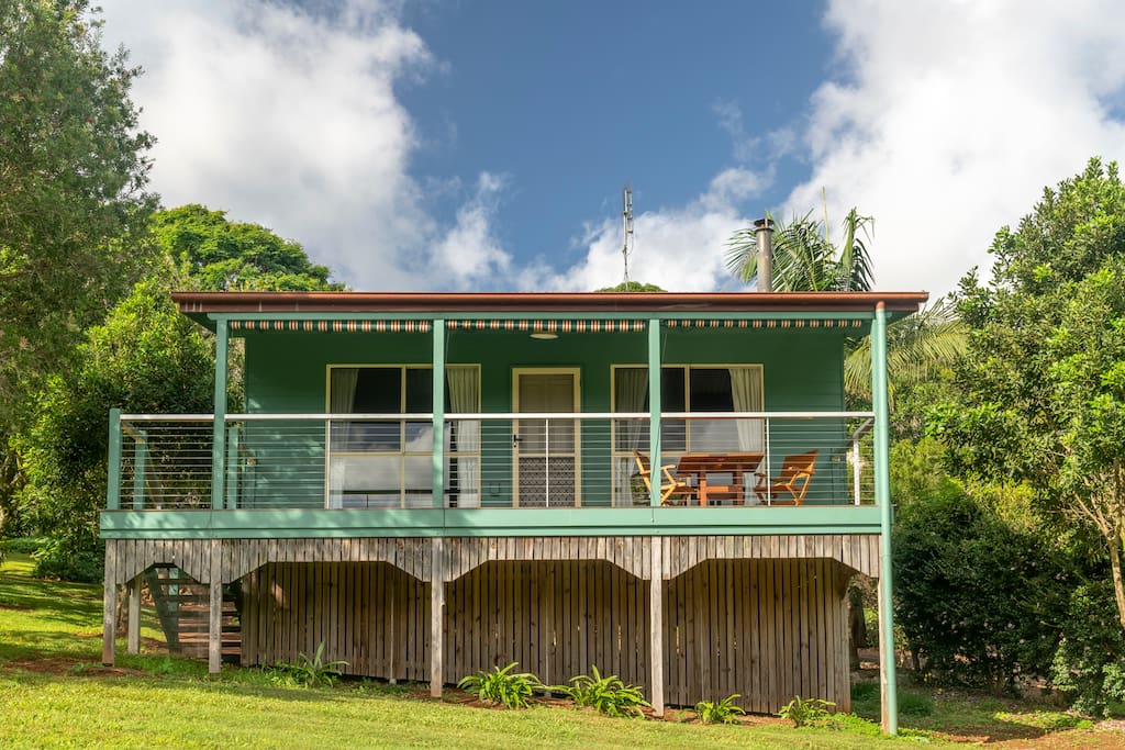 Private deck offers great views. We are located in Mapleton, on the Sunshine Coast Hinterland, which is part of the Blackall Range and close to the interesting towns of Montville, Maleny, Eumundi, Yandina, Kenilworth, Noosa and the Glass House Mountains.