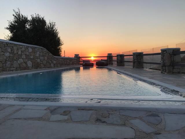 C.L.S Cavo Delos, Private Pool – Sunset View