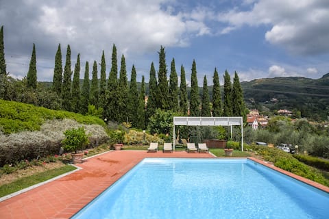Ancient barn in Tuscan countryside near Florence