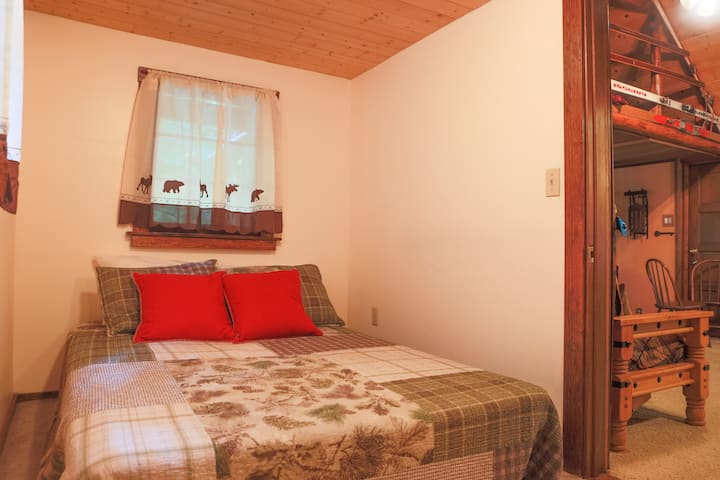 main level bedroom