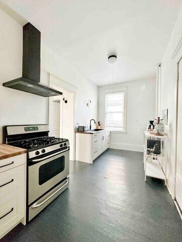 HiLand House gallery image 4