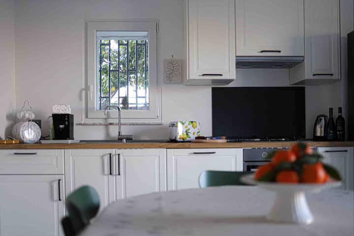 La Casa Del Bosco -  2 Floors House With Garden - 나폴리