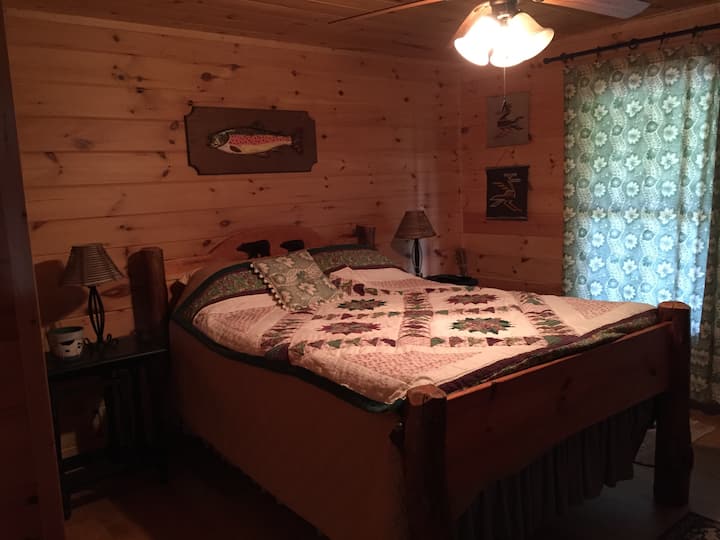 Спалня на първия етаж