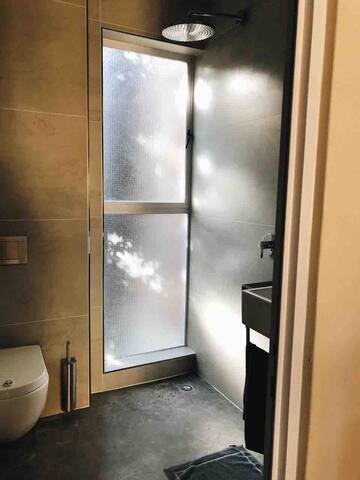 The Purple House in the Bo’Kaap gallery image 2