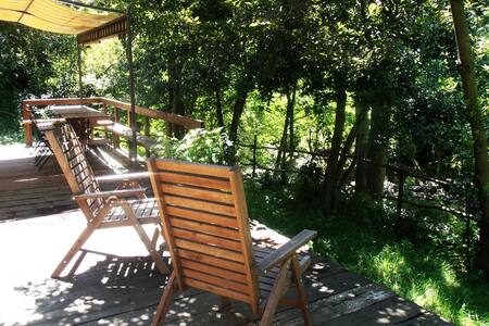 Casetta sul torrente (010025-LT-0423)