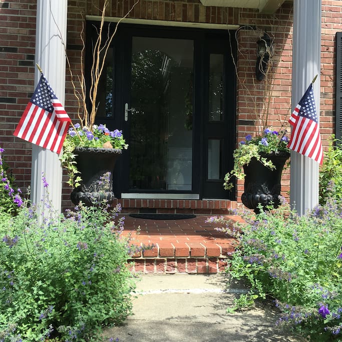 Front Entry. #merica