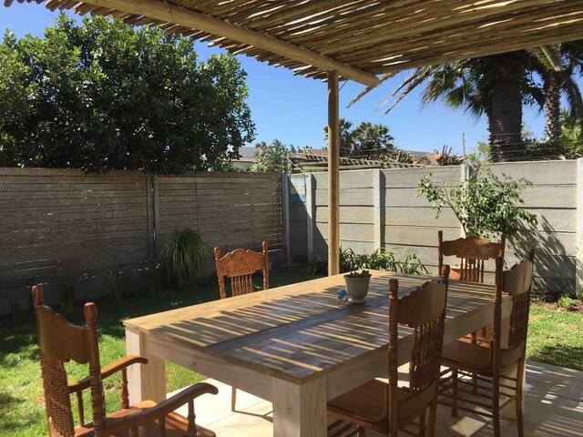 Sunset at Granula Two on Sunset Beach gallery image 4