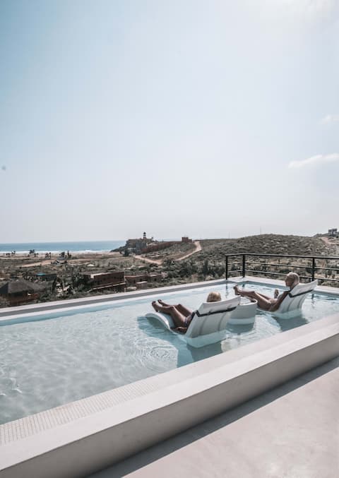 Cerritos Surf Residences, Penthouse 56