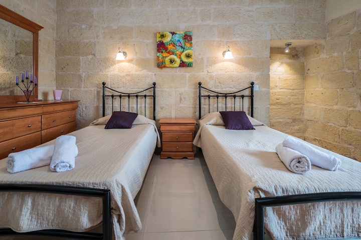 приземје со спална соба