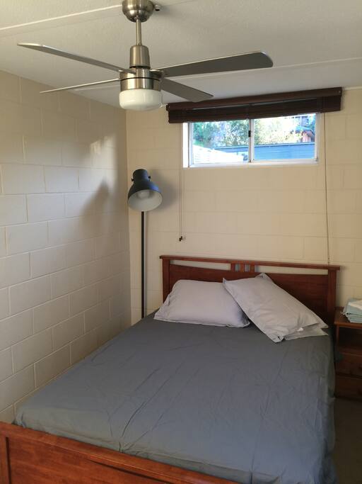 Bedroom2 Queensize bed with ceiling fan