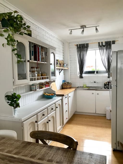 Kitchen (shared space)