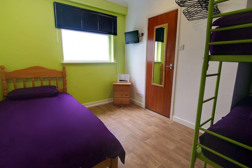 Triple Bunk, Hotel Sunnyside, Newquay