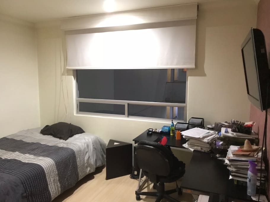 Habitación con Escritorio de Trabajo para Huéspedes