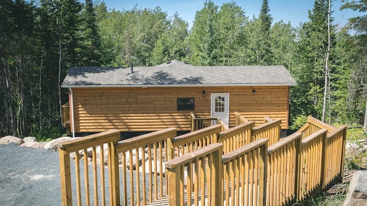 Twin Otter Cabin - Lakewood Park Cabins - Kenora