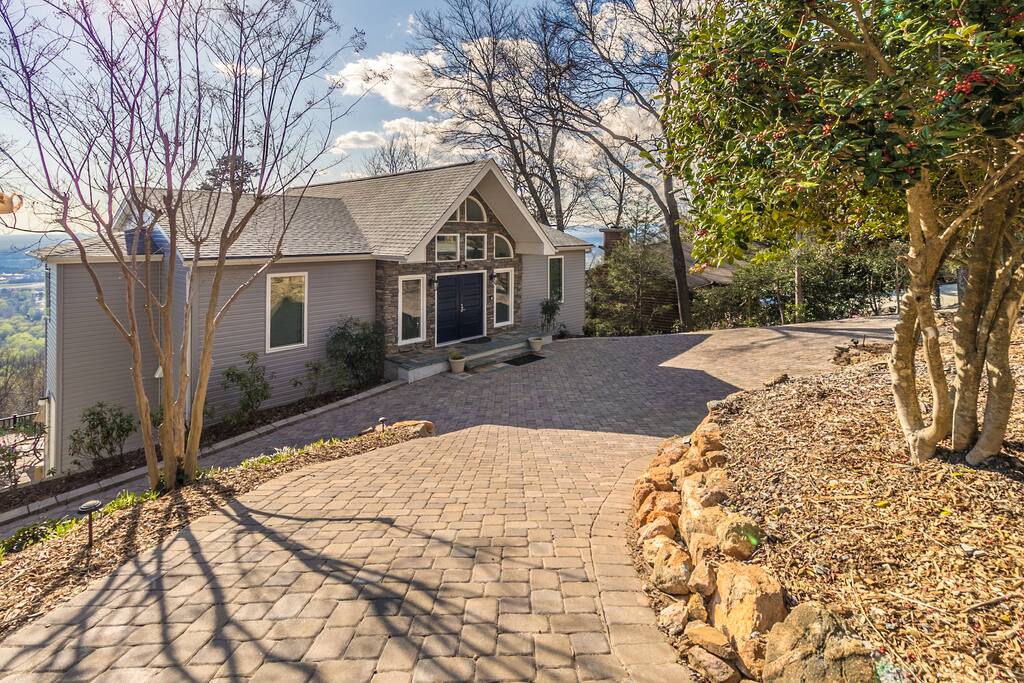 Private mountain driveway.