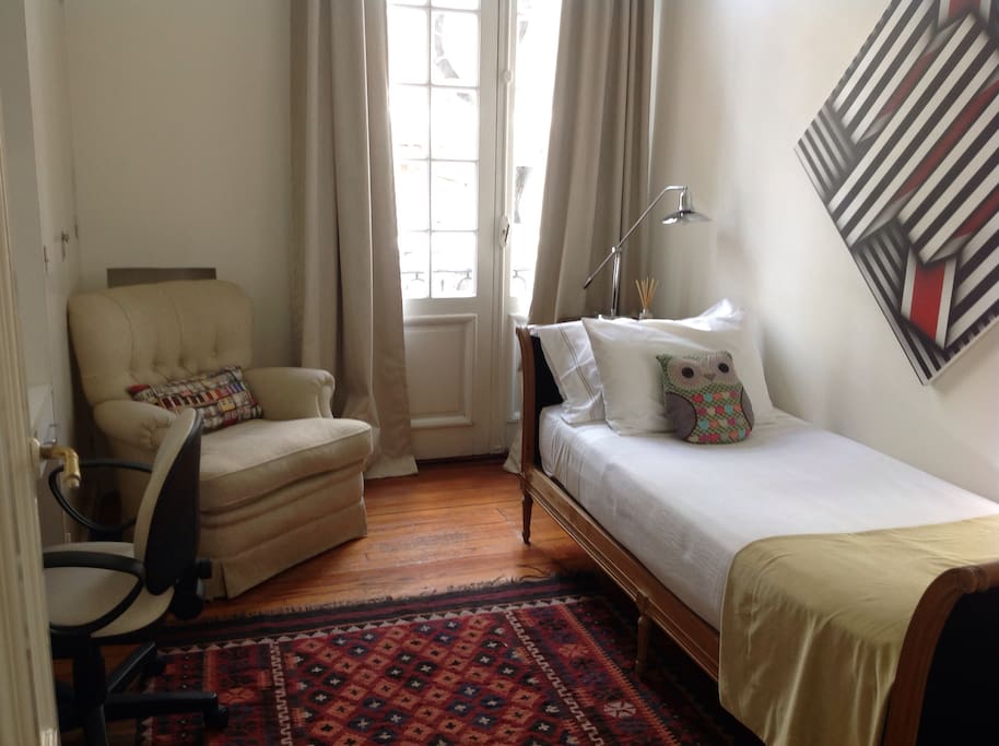 View of the guest room
