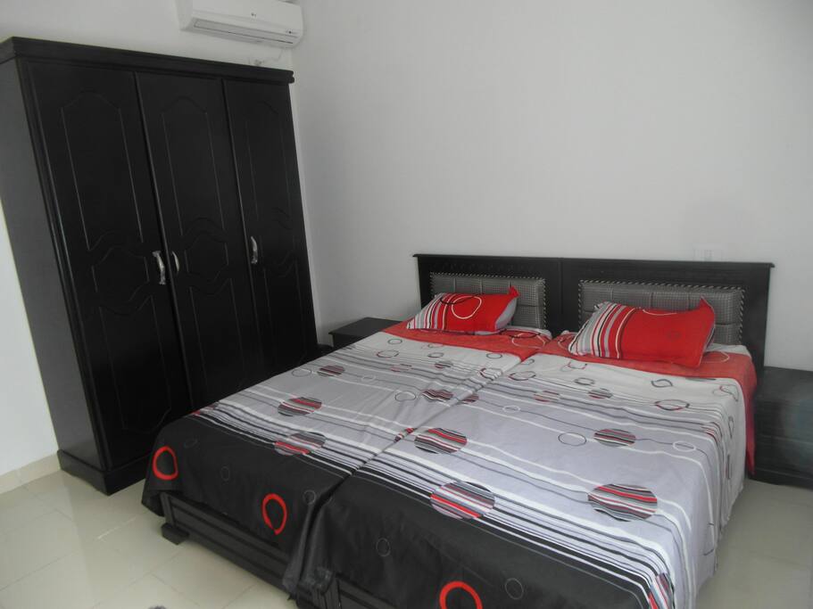 Chambre avec 2 lit collés