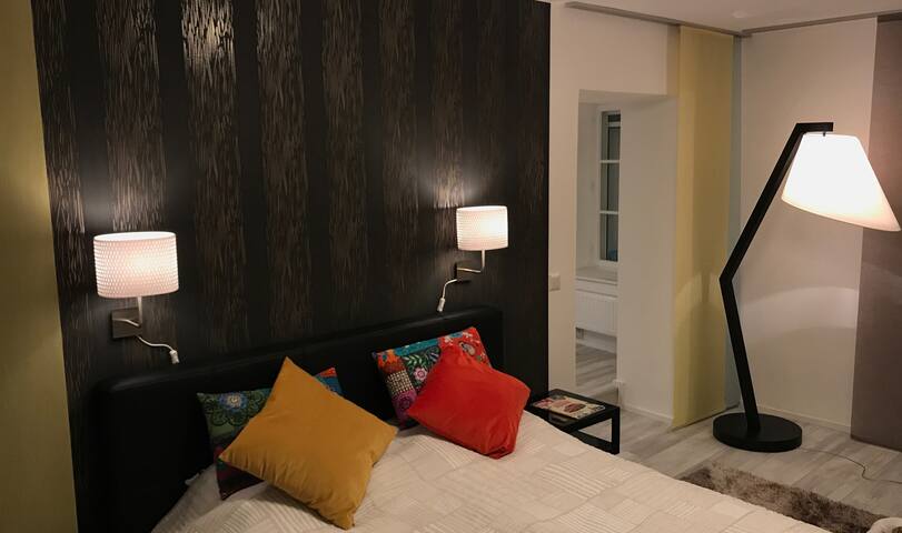 New flat in old town+garage