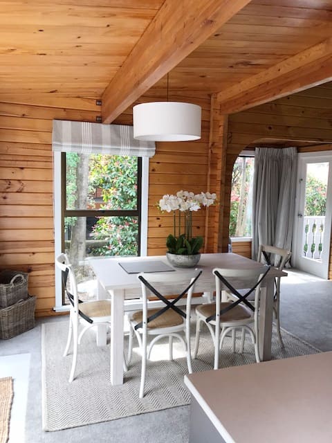 Top performing Airbnb: Scandinavian Holiday Retreat in Hurunui District West