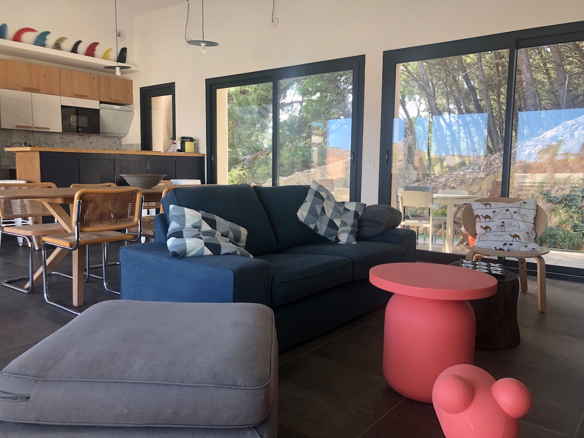 Annonce Airbnb populaire: Beautiful villa with pool. à Leucate