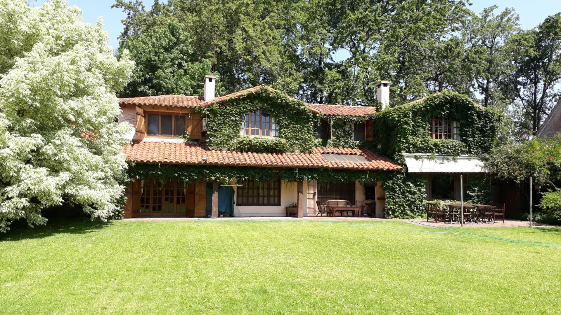 Casa Peña. Entire house, garden and pool La Horqueta