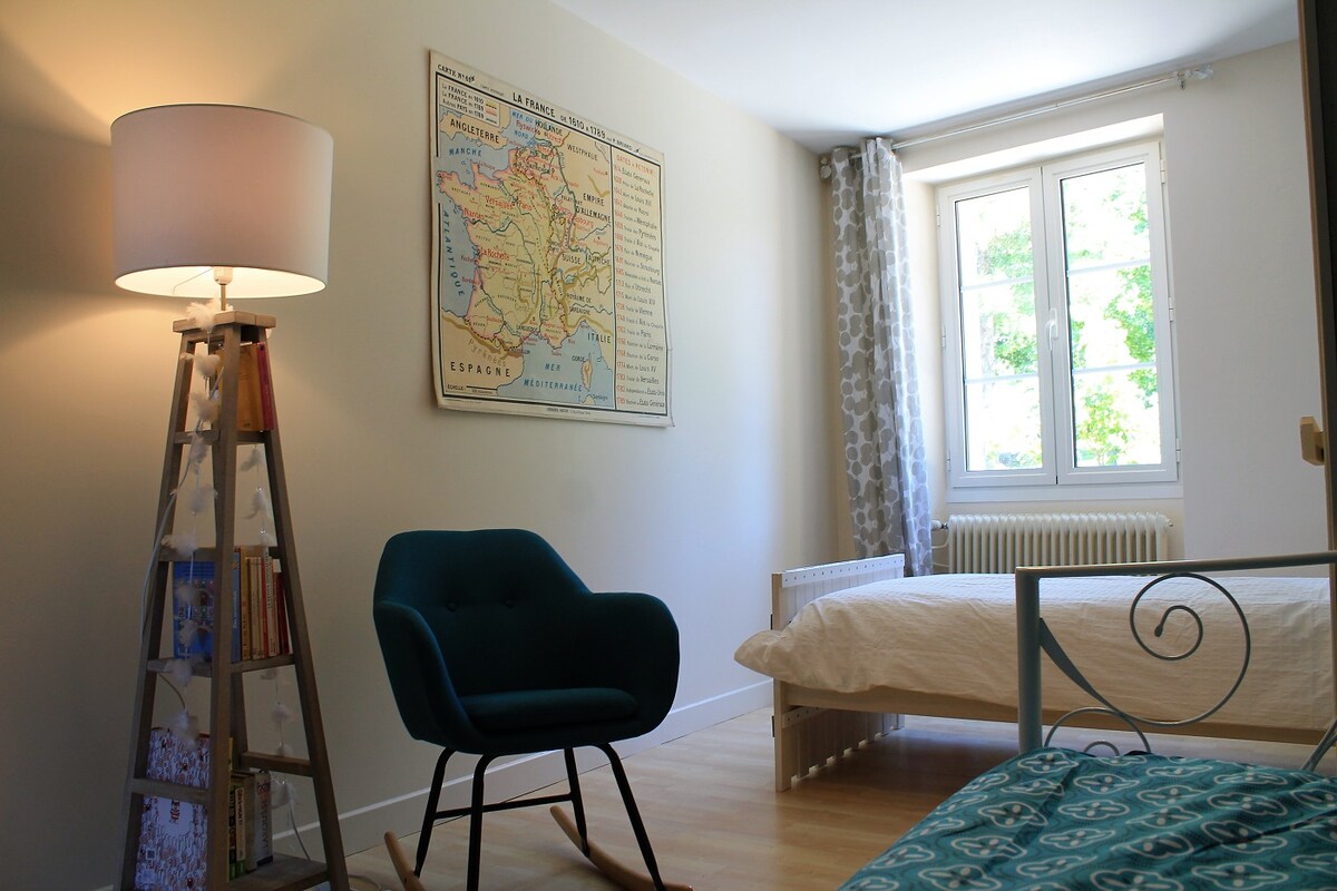 Habitación con dos camas individuales