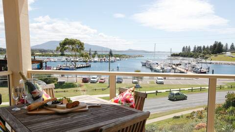 VISTA MARINA PENTHOUSE #5 - Views,luxury&location