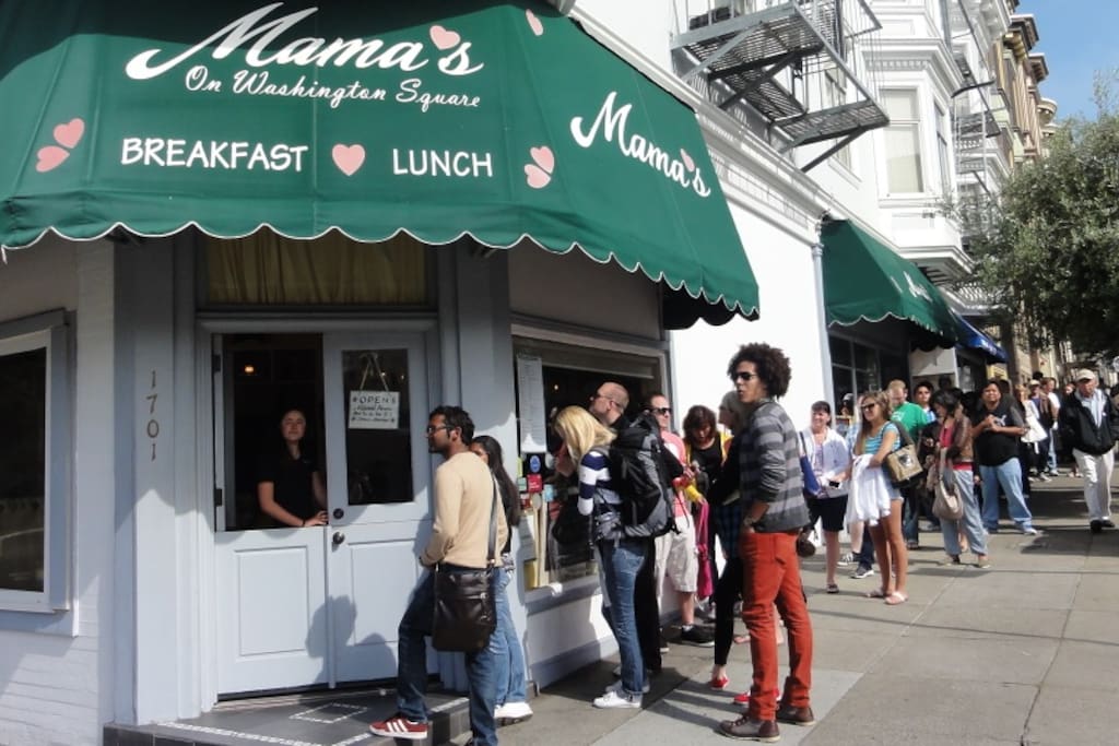Photo of Mama's On Washington Square in Telegraph Hill