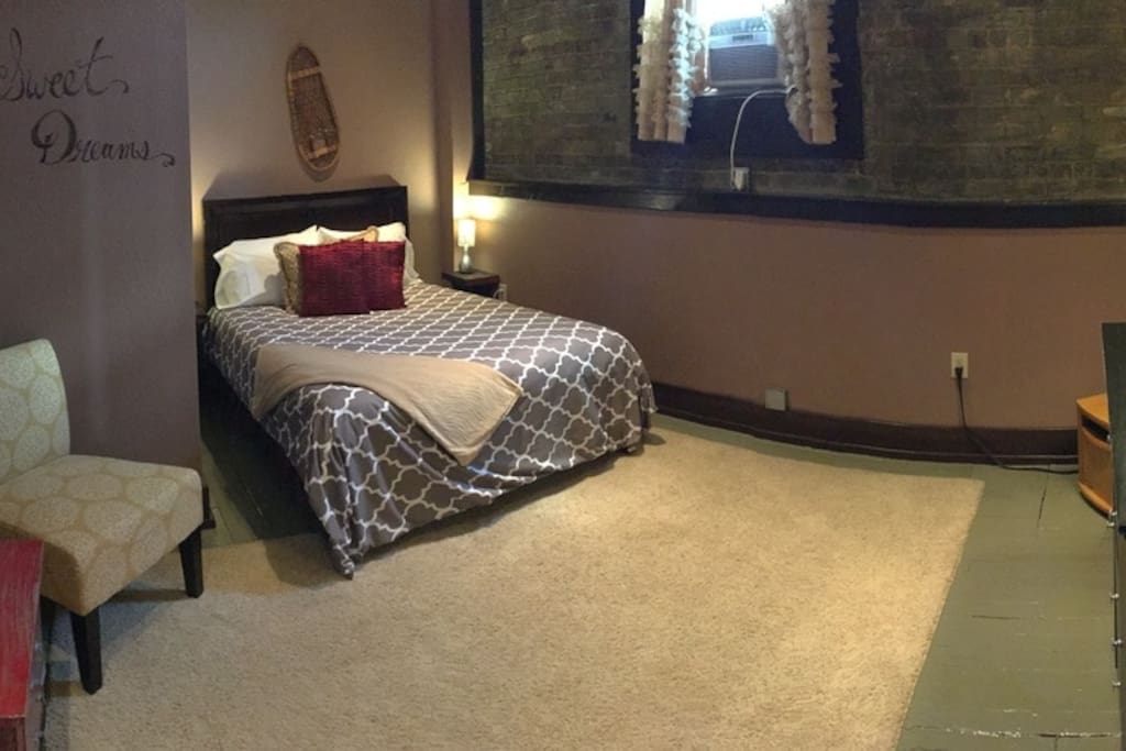 Hoover Suite Bedroom #2