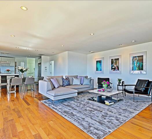 NEW MODERN 3 BED HOUSE, VIEWS !! gallery image 4