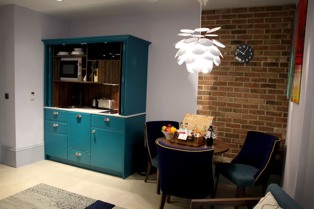 Dining area and kitchenette