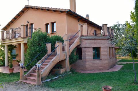 "Cangtarinas Farm".. love to the countryside