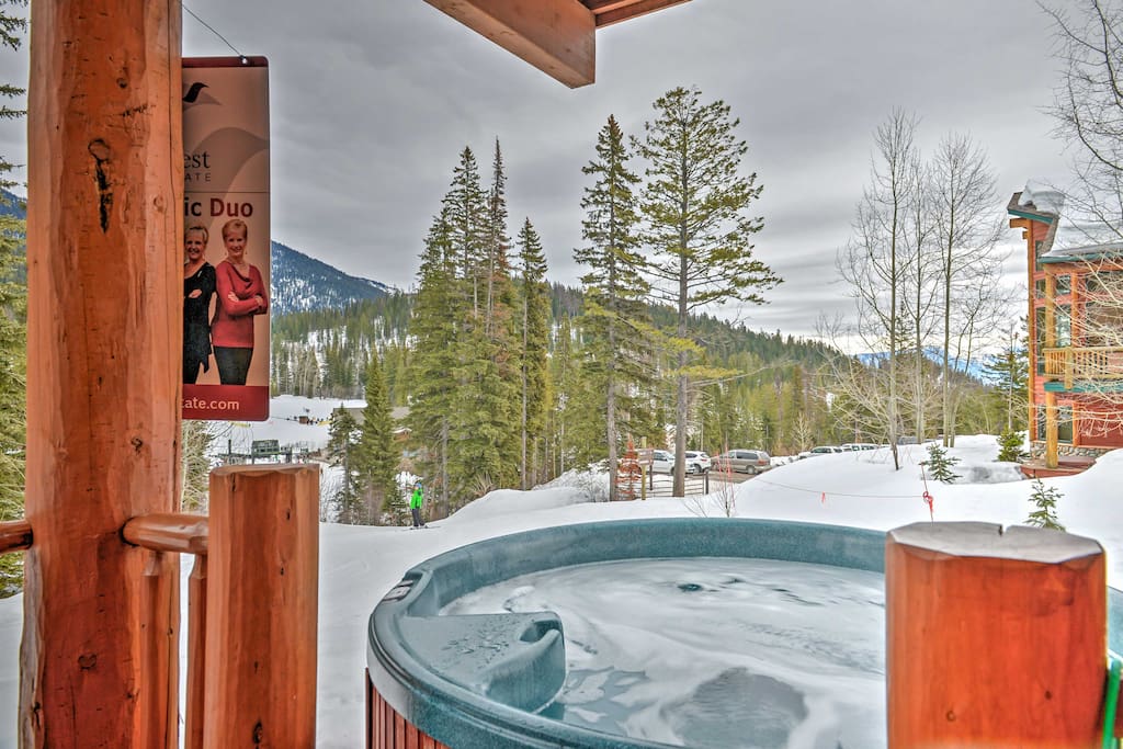 Enjoy mountain views and watch skiers carve by from your private hot tub.