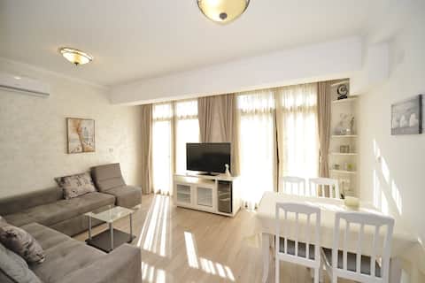 Top performing Airbnb: 12 Apartman Prova in Pržno