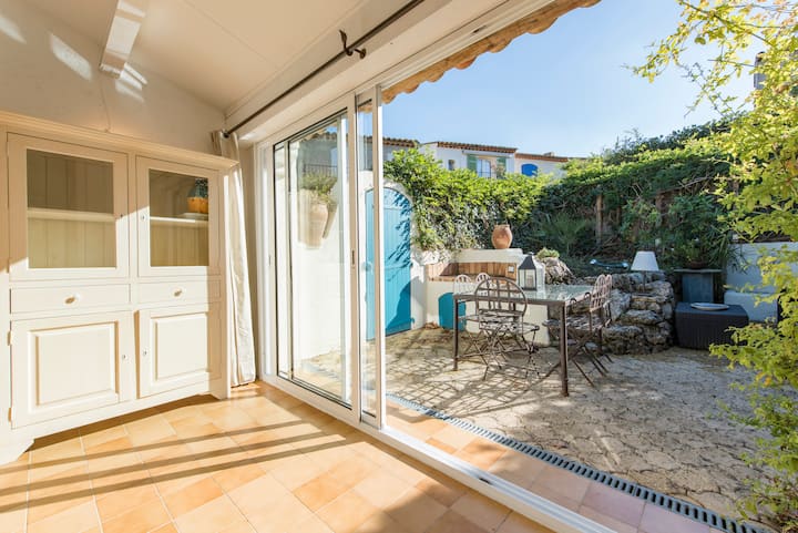 Sttropez Cozy House "Maison Jasmins" - Costa Azul