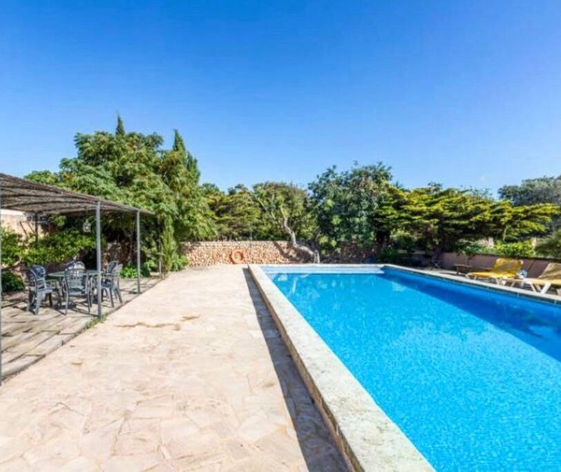 Private pool