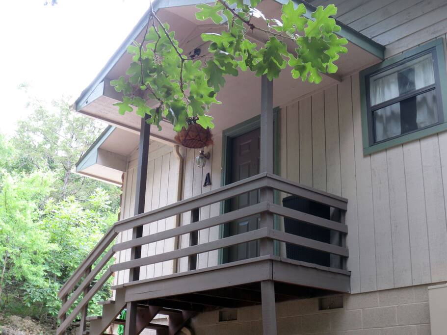 Welcome to your home away from home in Holiday Island!