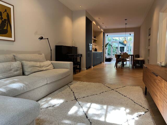 Newly renovated 3-bedroom appartement w/ garden gallery image 4