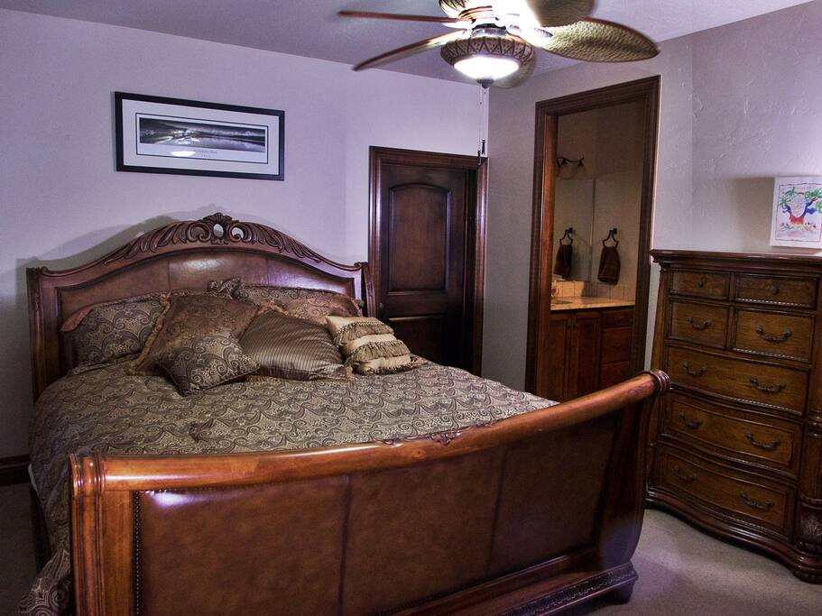 Upstairs Guest King Room 1 of 4