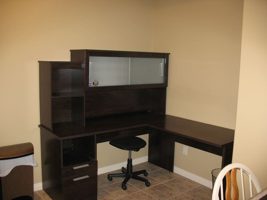 Computer work station