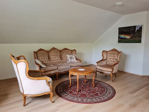 Skógafoss dairy farm stay - Eyjafjallajökull view