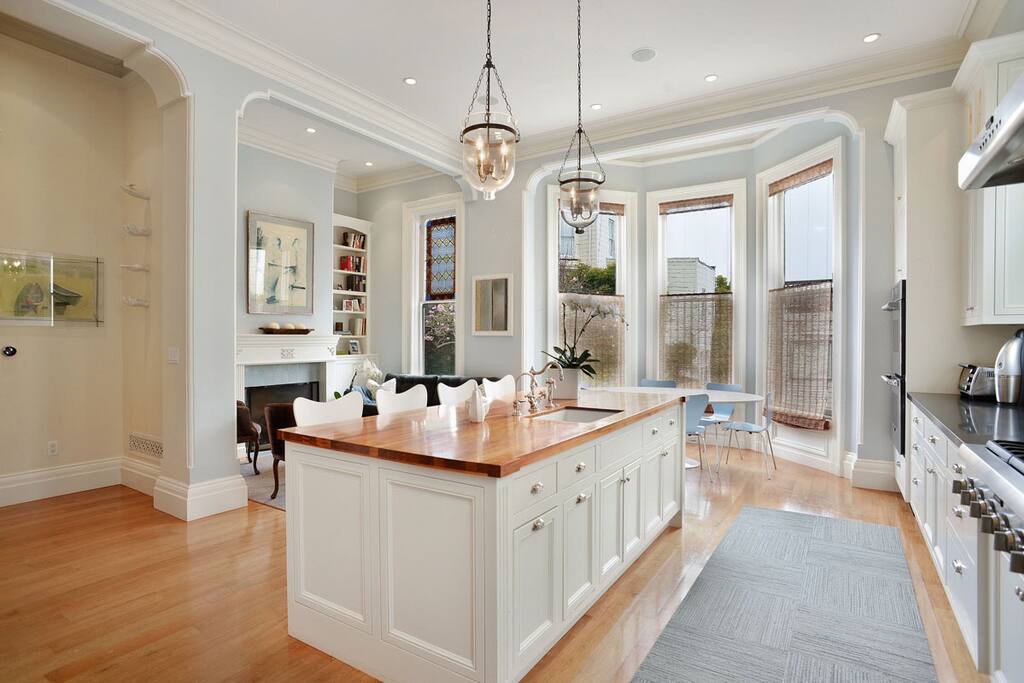 Spacious Kitchen